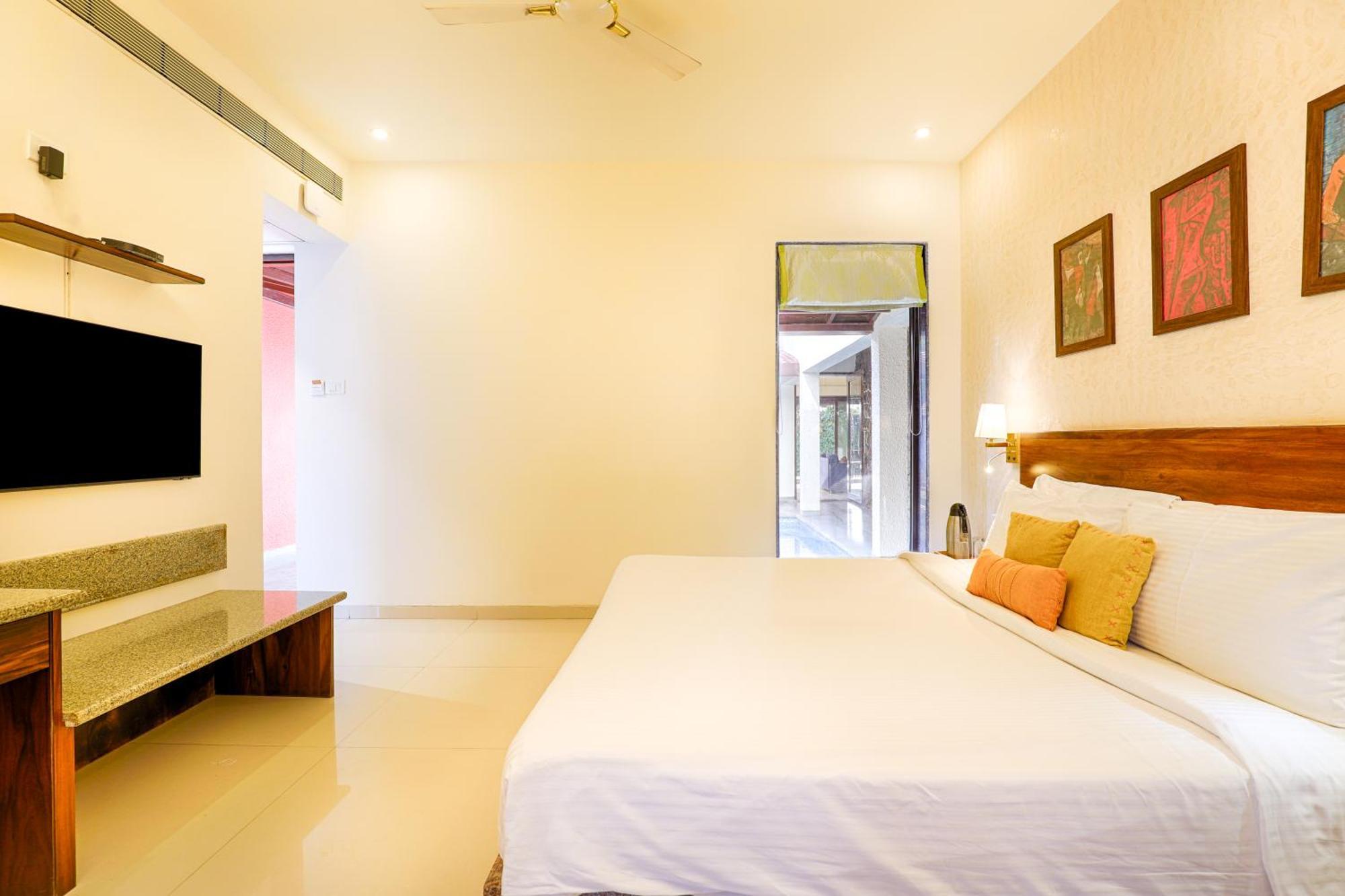 Tropicana Resort & Spa Alibaug Alībāg Esterno foto