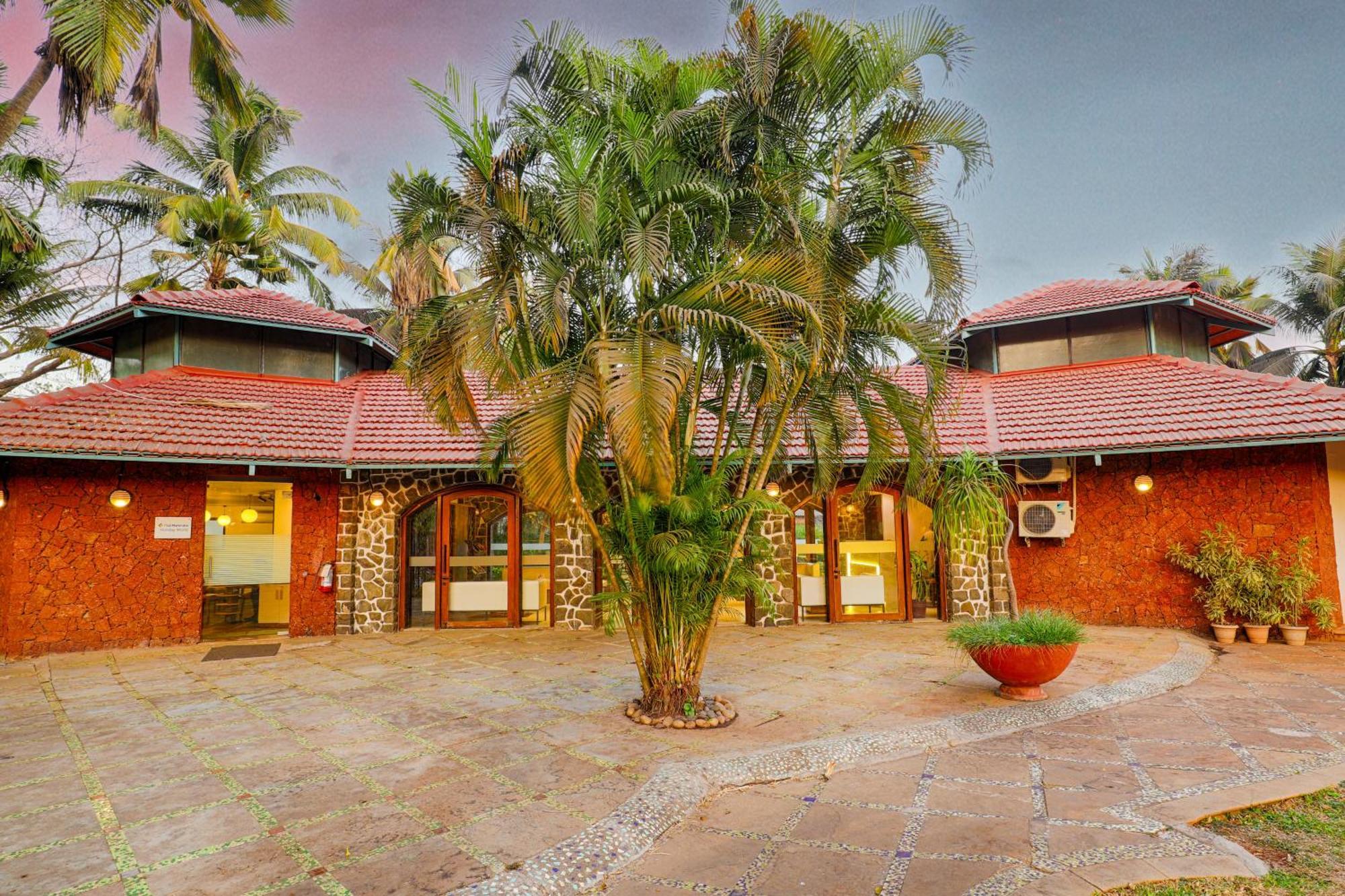 Tropicana Resort & Spa Alibaug Alībāg Esterno foto